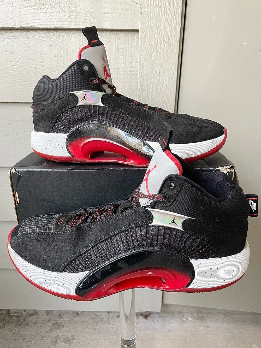 Air Jordan Retro 35 Black/Red Bred size 10.5